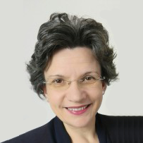 Dr Mihaela Girtan